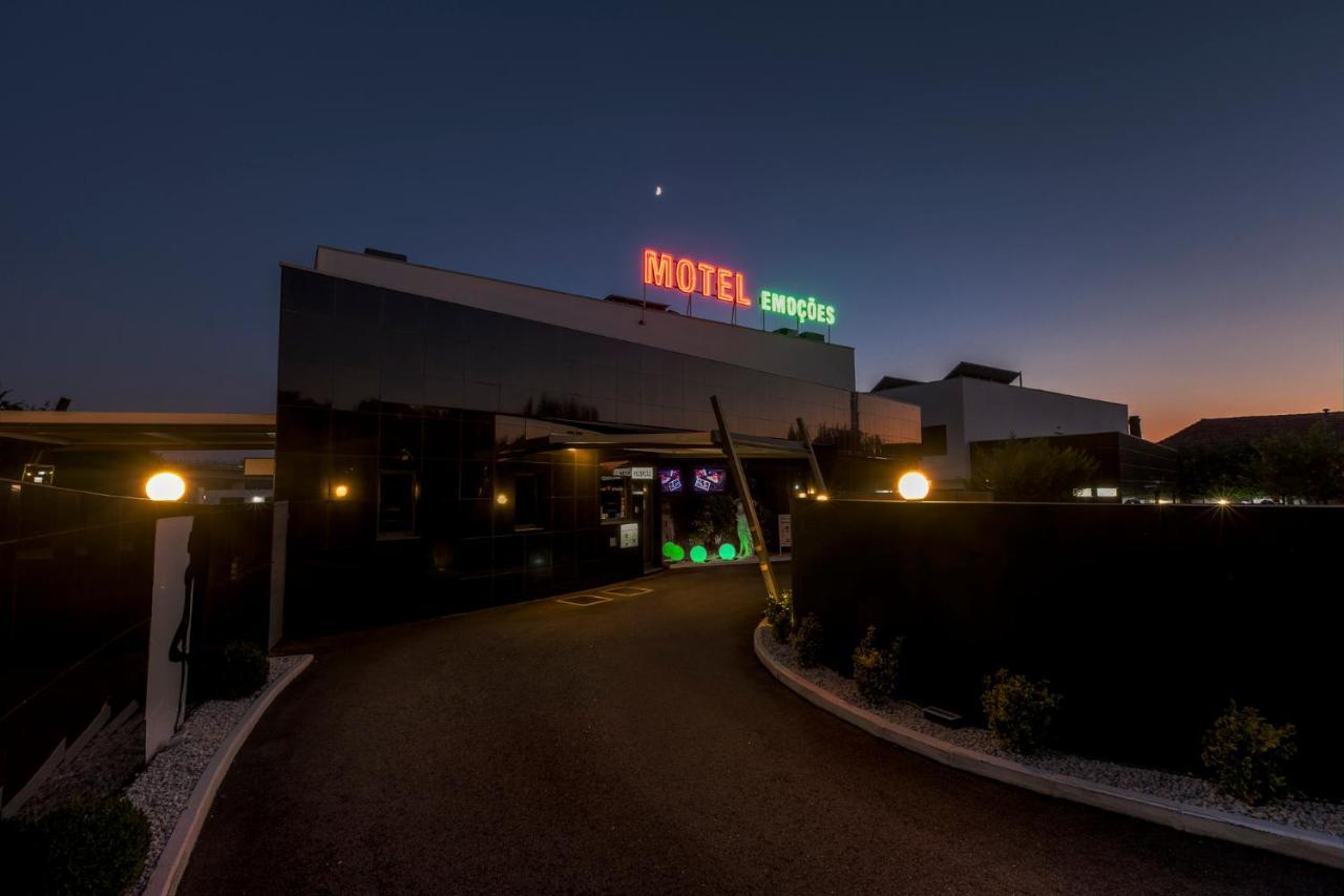 Motel Emocoes Nogueira da Regedoura Экстерьер фото